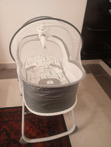 Mastela 6-in-1 Deluxe Multi-functional Bassinet